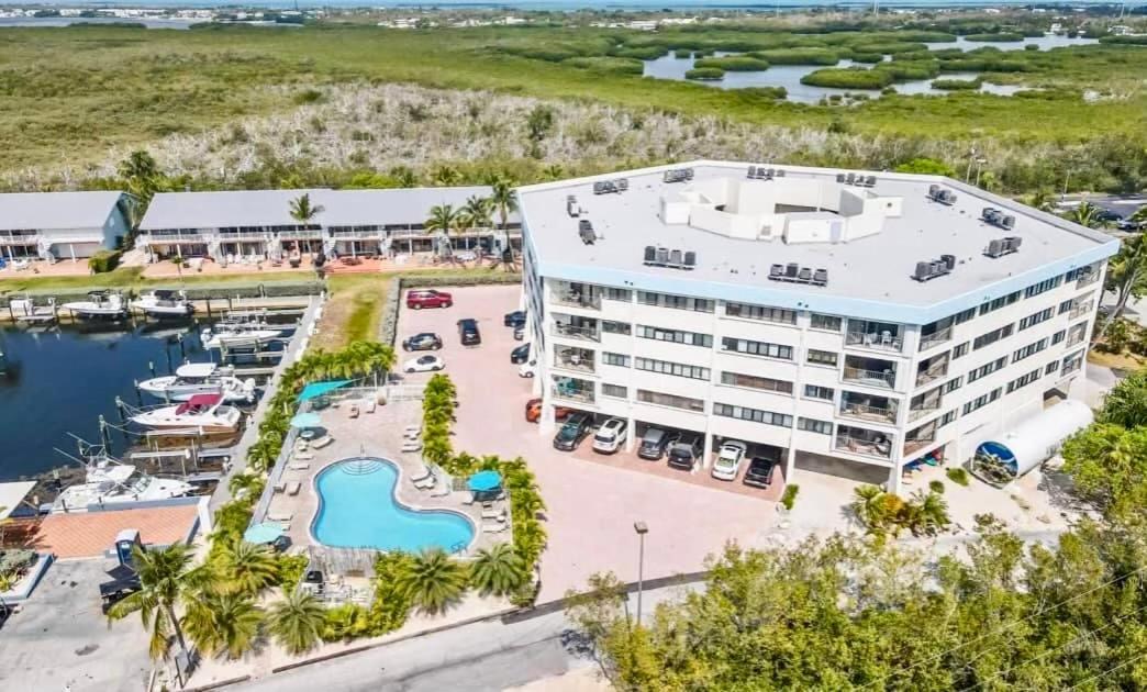 Sea Mist - Oceanfront-Lake-Kayak-Paddleboard-Bike Key Largo Exterior photo