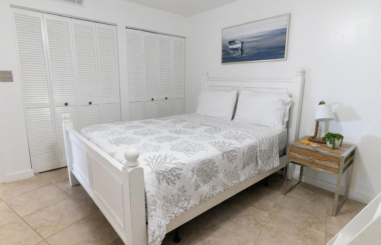 Sea Mist - Oceanfront-Lake-Kayak-Paddleboard-Bike Key Largo Exterior photo